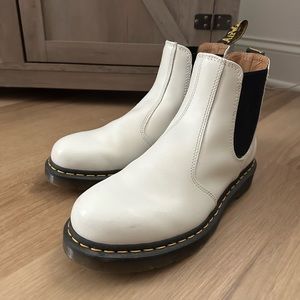 Doc Martin Chelsea Boots